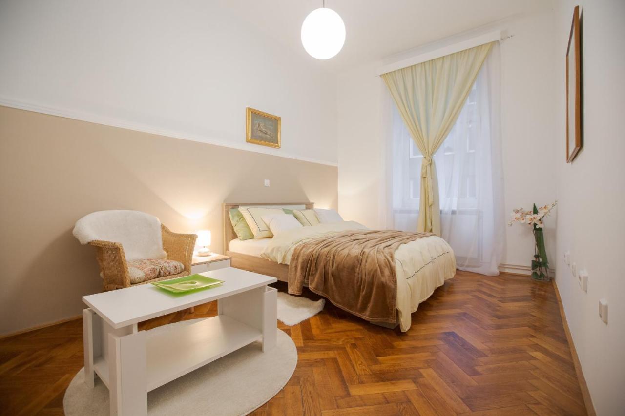 Apartman Manja Zagreb Exterior foto
